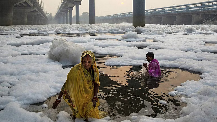 Reprodução: Invisible Demons / Raul Jain